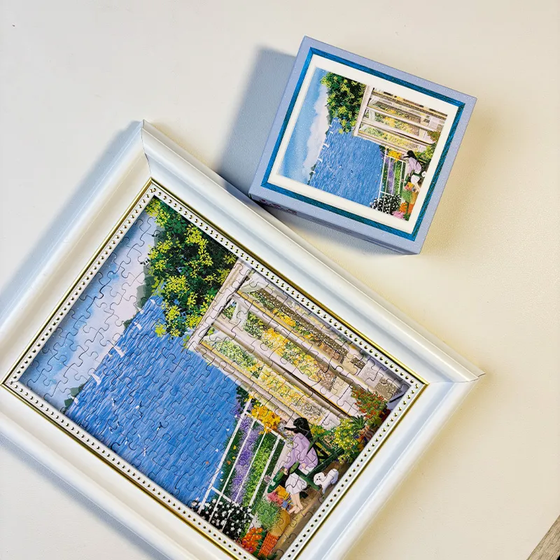 facing the sea with spring blo